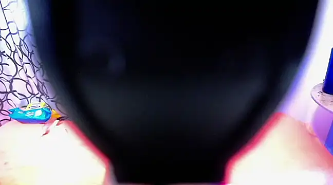 Snapshot of AntonetteBigCock chatting on January 15, 8:37 pm AntonetteBigCock online show from January 15, 8:37 pm