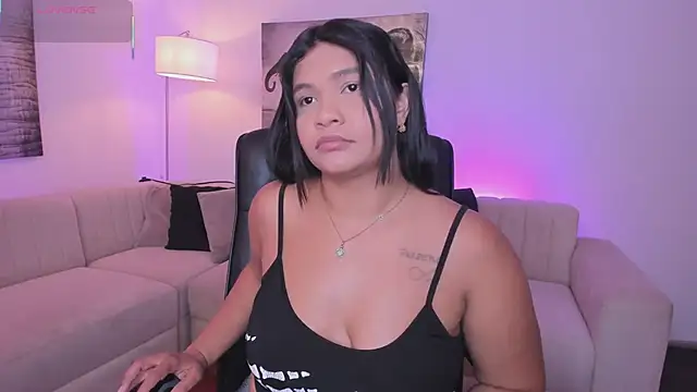 Snapshot of alaia7h chatting on January 16, 7:40 pm alaia7h online show from January 16, 7:40 pm