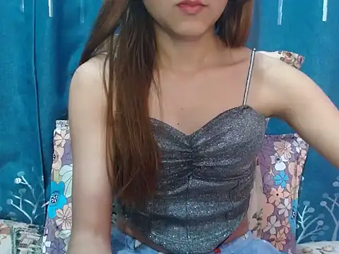 Snapshot of silky_milky chatting on January 26, 8:23 pm silky milky online show from January 26, 8:23 pm