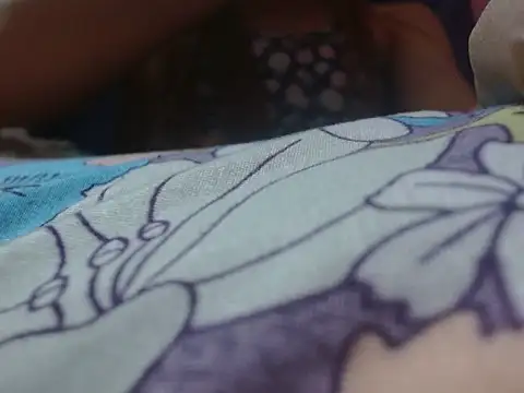 Snapshot of silky_milky chatting on October 17, 8:00 pm silky milky online show from October 17, 8:00 pm