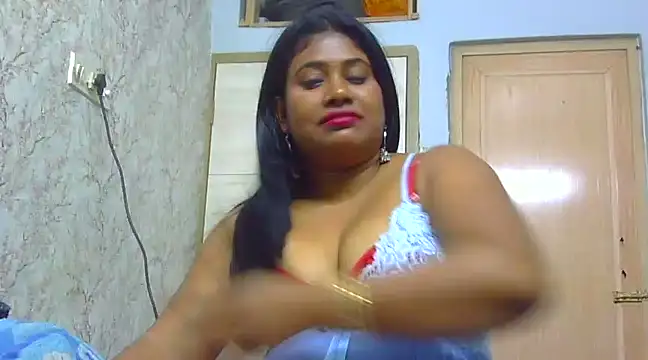 Snapshot of sexy_roma chatting on January 24, 8:32 pm sexy roma online show from January 24, 8:32 pm