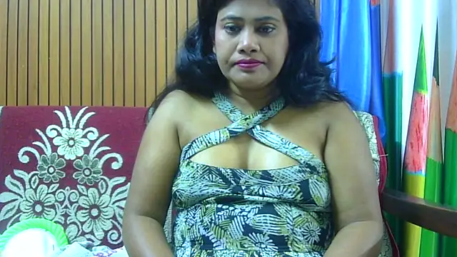 Snapshot of sexy_roma chatting on November 26, 7:15 pm sexy roma online show from November 26, 7:15 pm