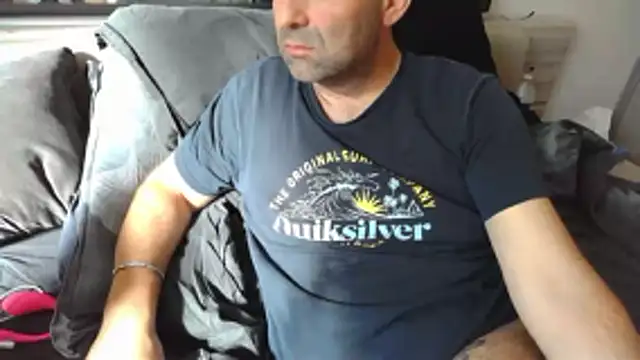 Snapshot of EricSophie chatting on June 13, 4:49 pm EricSophie online show from June 13, 4:49 pm