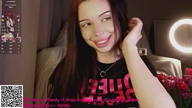 Jessie Johns online show from March 9, 5:50 pm