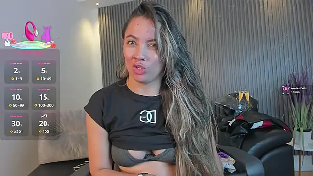 Alessia Taylorr online show from February 22, 6:30 pm