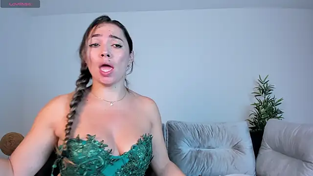 Alessia Taylorr online show from March 21, 11:44 am