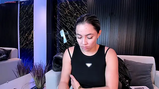 Alessia Taylorr online show from October 13, 11:54 am