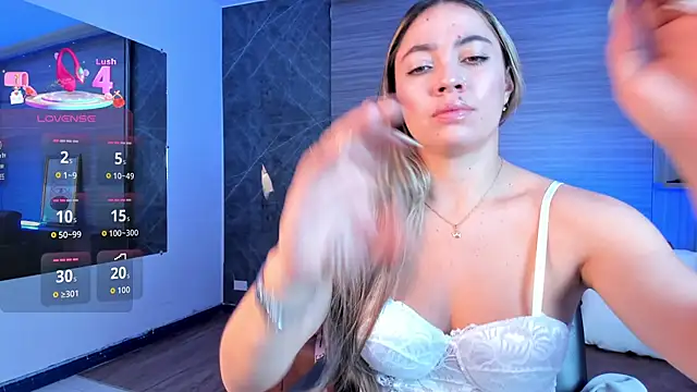 Alessia Taylorr online show from November 24, 12:27 pm