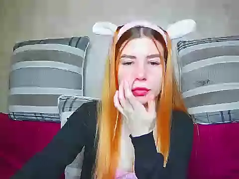 Snapshot of ElllaNuar chatting on September 23, 1:52 am ElllaNuar online show from September 23, 1:52 am