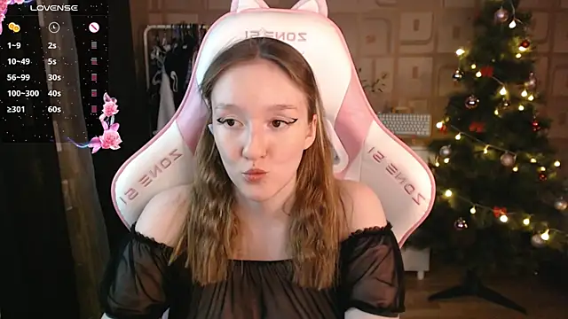 MoonlishSiren online show from December 17, 7:37 pm