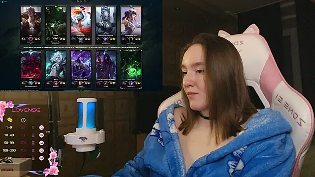 MoonlishSiren online show from February 5, 10:47 pm