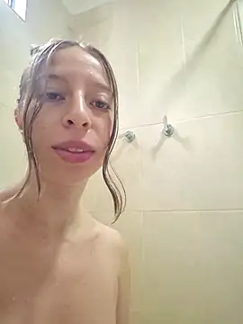 Snapshot of gabi_bunny chatting on May 30, 4:15 pm gabi bunny online show from May 30, 4:15 pm