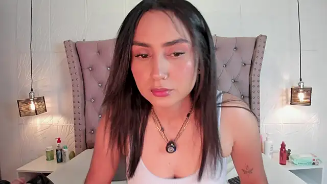 lia sofiia online show from April 17, 9:23 am