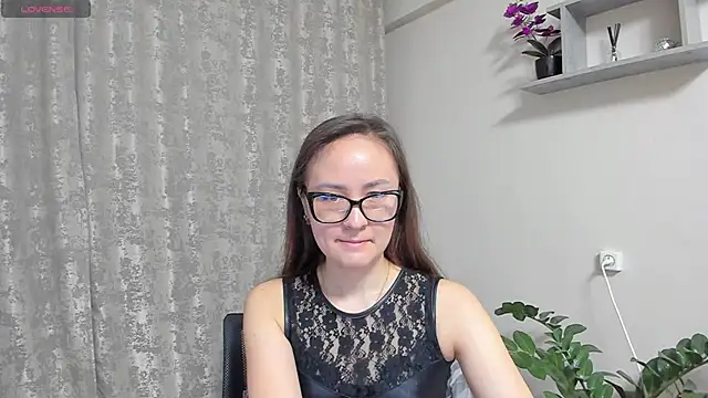 Snapshot of Diana_Taylor chatting on April 14, 9:10 pm Diana Taylor online show from April 14, 9:10 pm