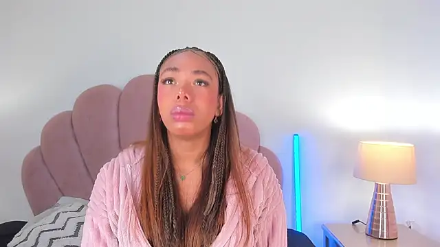 Nicole Paradise online show from January 10, 12:40 pm