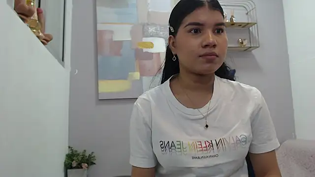 Snapshot of SophiaMeyerst chatting on July 21, 3:36 pm SophiaMeyerst online show from July 21, 3:36 pm