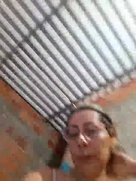 Snapshot of Mia-funny20 chatting on May 20, 8:04 pm Mia-funny20 online show from May 20, 8:04 pm