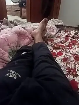 Snapshot of Mahedlinda chatting on November 5, 2:28 pm Mahedlinda online show from November 5, 2:28 pm