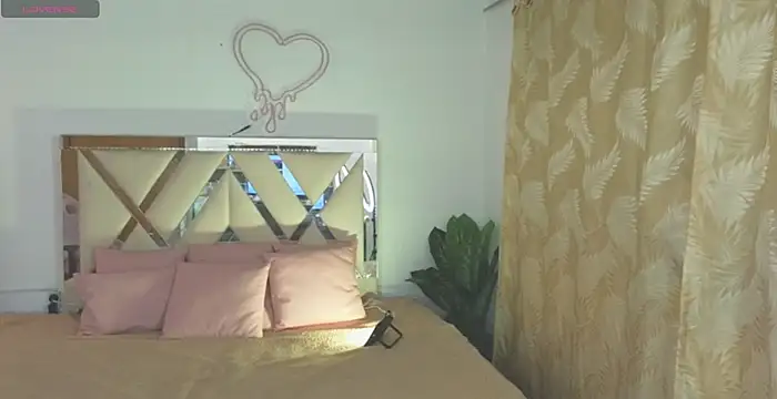 meggan tay online show from January 30, 7:07 am