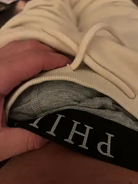 Bro4bro0040 online show from January 16, 9:30 pm