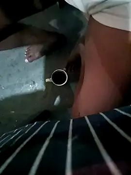 Aash Slave Boy online show from April 21, 2:37 am