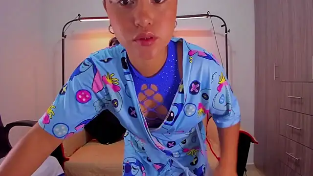 cloy baby   online show from May 25, 11:05 am