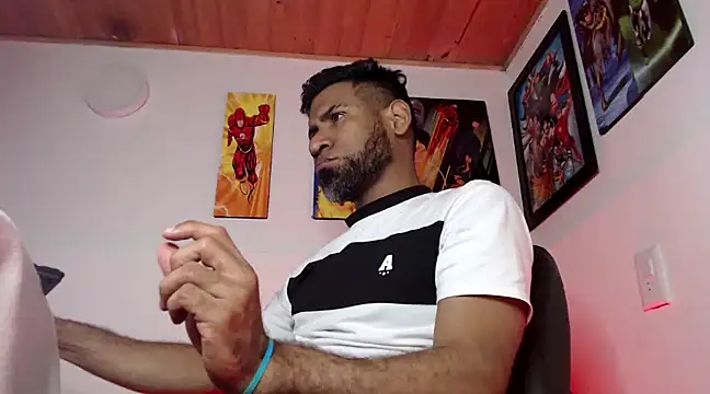 Enriblack92 online show from December 8, 3:32 am