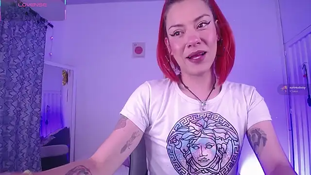 alejandrafitt online show from March 17, 3:22 am