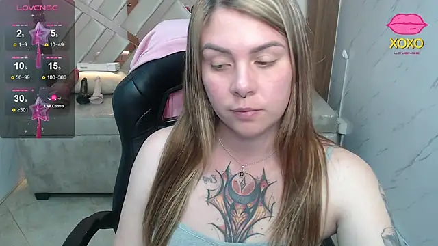 Snapshot of Paula_b_ chatting on April 23, 12:51 pm Paula b online show from April 23, 12:51 pm
