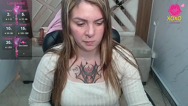 Snapshot of Paula_b_ chatting on April 25, 1:03 pm Paula b online show from April 25, 1:03 pm