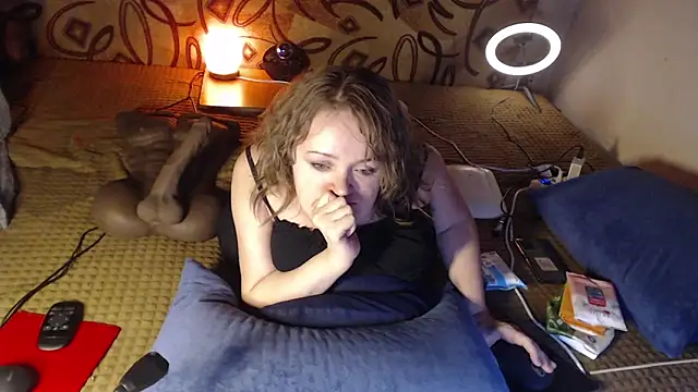 Snapshot of MiniNatalie chatting on January 26, 2:03 am MiniNatalie online show from January 26, 2:03 am