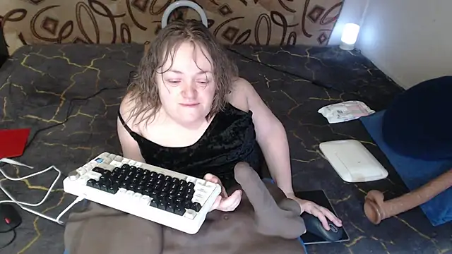 Snapshot of MiniNatalie chatting on March 17, 1:03 am MiniNatalie online show from March 17, 1:03 am