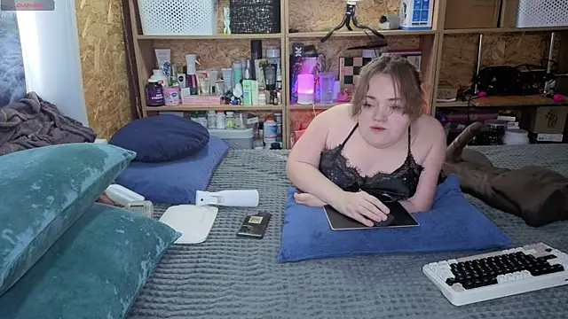 MiniNatalie online show from March 4, 10:10 am