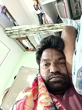 Snapshot of PVNRAO0831 chatting on January 5, 5:27 pm PVNRAO0831 online show from January 5, 5:27 pm