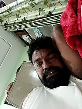 Snapshot of PVNRAO0831 chatting on February 12, 3:18 pm PVNRAO0831 online show from February 12, 3:18 pm