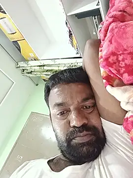Snapshot of PVNRAO0831 chatting on June 7, 3:27 pm PVNRAO0831 online show from June 7, 3:27 pm