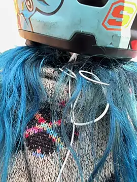 Snapshot of Lunapage chatting on February 13, 1:05 pm Lunapage online show from February 13, 1:05 pm