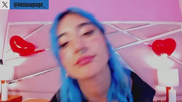 Snapshot of Lunapage chatting on February 19, 4:00 pm Lunapage online show from February 19, 4:00 pm