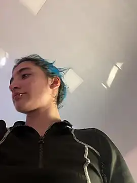 Snapshot of Lunapage chatting on March 8, 1:03 pm Lunapage online show from March 8, 1:03 pm