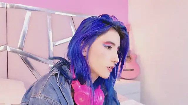 Snapshot of Lunapage chatting on September 16, 8:10 pm Lunapage online show from September 16, 8:10 pm