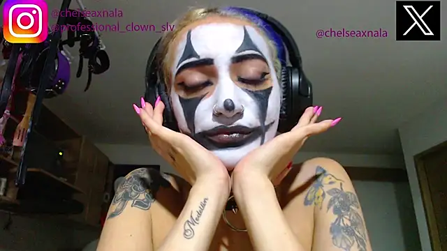 Eloise-brown online show from September 22, 9:11 am