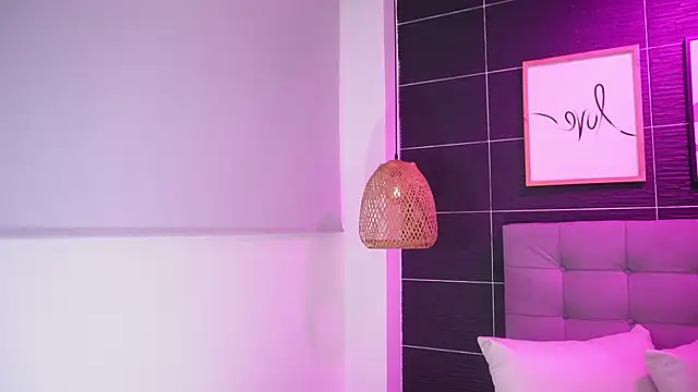 Bella TS  online show from March 8, 10:24 pm