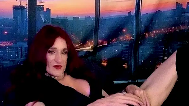 LuvNuk online show from September 18, 6:15 am