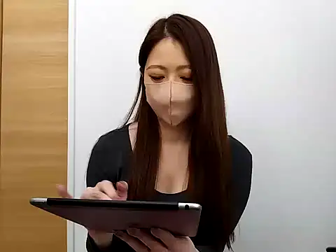 Snapshot of mayu629 chatting on January 17, 3:01 am mayu629 online show from January 17, 3:01 am