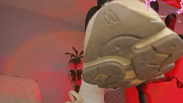 charlotte  grey online show from March 21, 2:42 pm