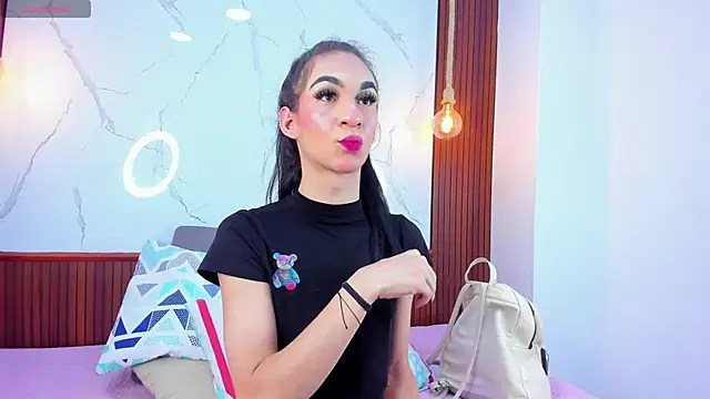 Mia thompson 19 online show from March 5, 7:43 pm