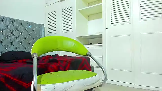 jamiief4 online show from February 18, 10:22 am