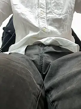 Snapshot of hotisraeli chatting on January 16, 8:54 am hotisraeli online show from January 16, 8:54 am