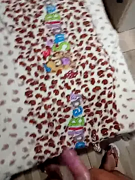 Snapshot of Putaepirocudo chatting on February 9, 9:19 pm Putaepirocudo online show from February 9, 9:19 pm