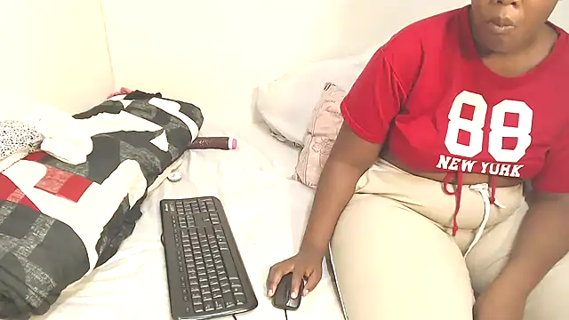 DollyAssZA online show from March 14, 4:51 pm